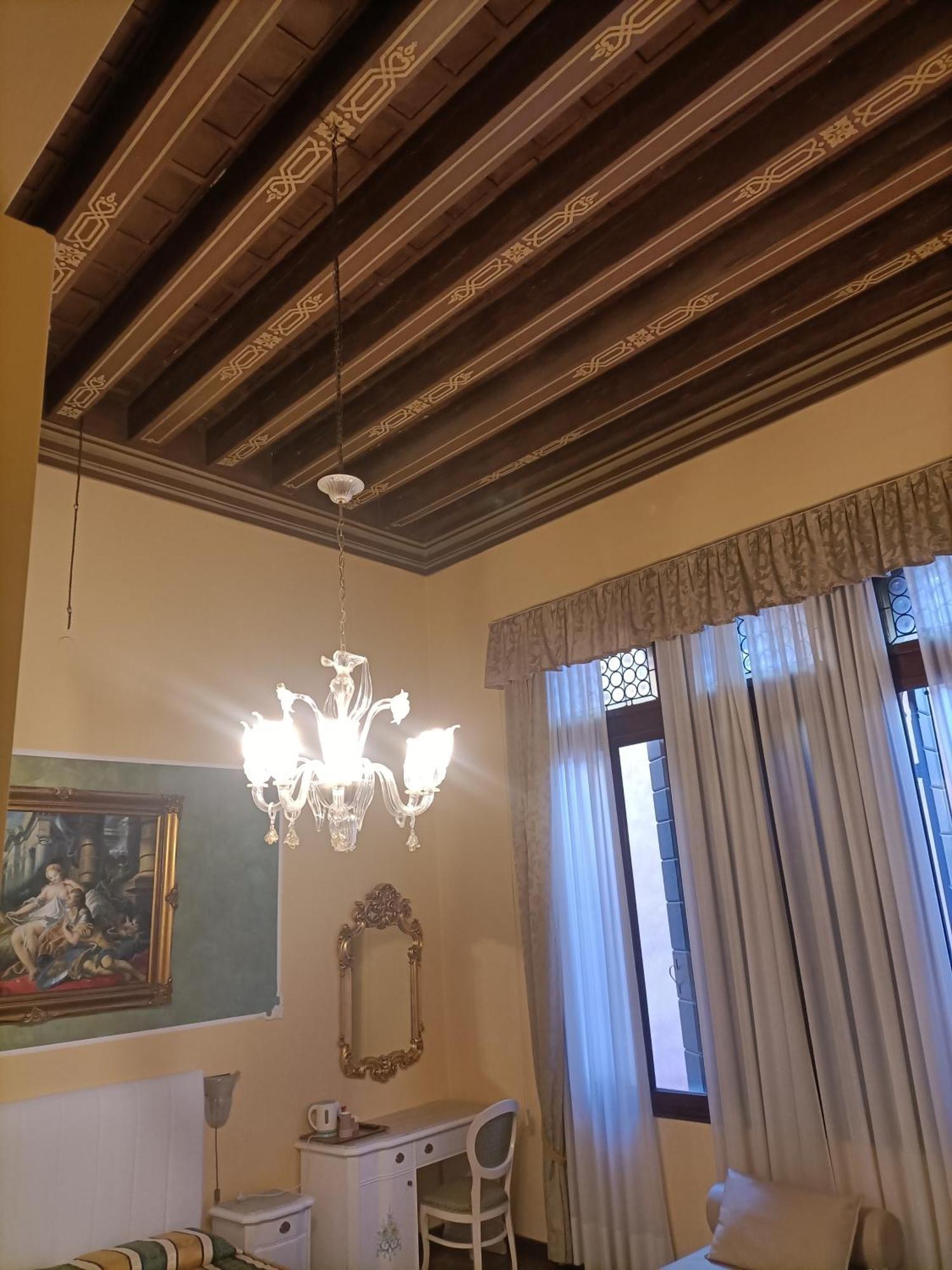 Palazzo Lion Morosini - Check In Presso Locanda Ai Santi Apostoli 威尼斯 外观 照片