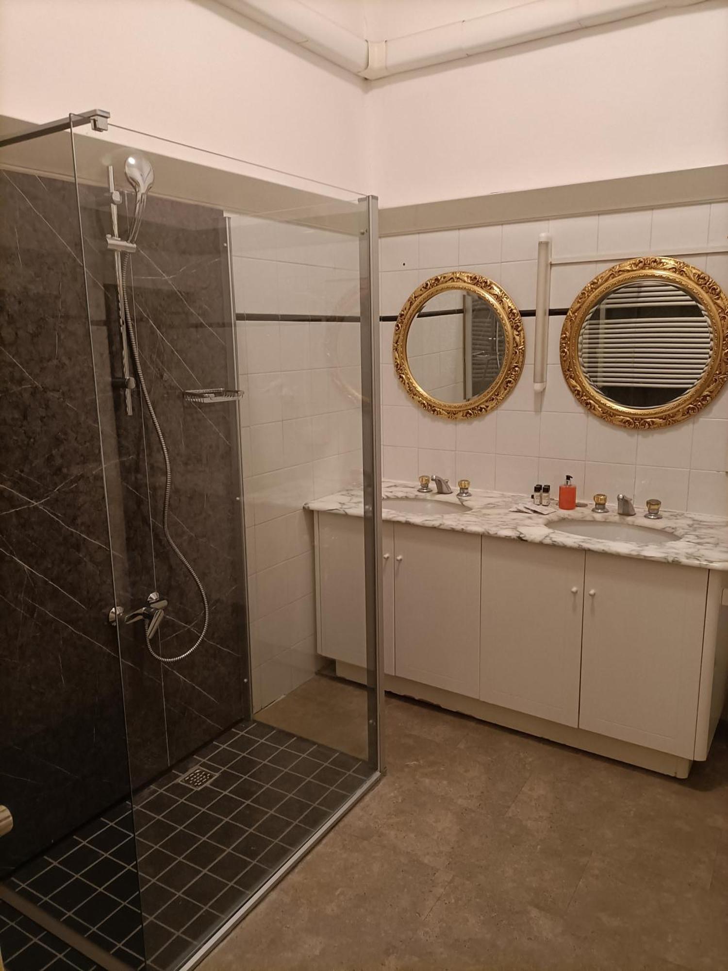 Palazzo Lion Morosini - Check In Presso Locanda Ai Santi Apostoli 威尼斯 外观 照片